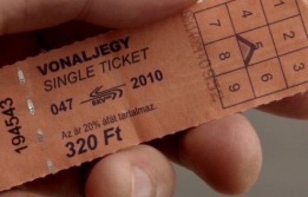 Gyorselemz&eacute;s: Eur&oacute;p&aacute;ban Budapesten a legdr&aacute;g&aacute;bb a buszjegy 