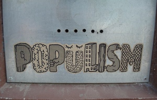 Megh&iacute;v&oacute;: A populizmus helyzete 2016-ban