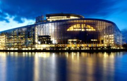 Konferencia: Mit tesznek &Ouml;n&eacute;rt a magyar eur&oacute;pai parlamenti k&eacute;pviselők?