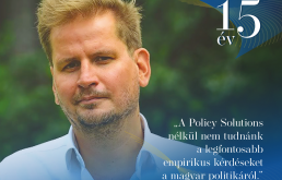 15 &eacute;v, 15 bar&aacute;t: Pog&aacute;tsa Zolt&aacute;n