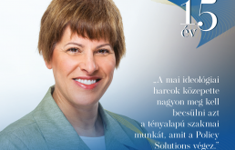 15 &eacute;v, 15 bar&aacute;t: Urb&aacute;n &Aacute;gnes