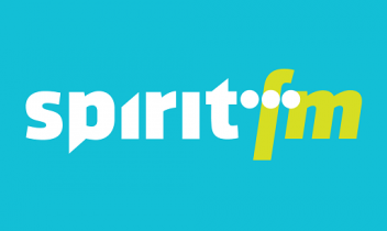 Besz&oacute;l&oacute; - interj&uacute; Sz&aacute;szi &Aacute;ronnal a "Sz&eacute;ttart&oacute; vil&aacute;gok" c. kutat&aacute;sunkr&oacute;l