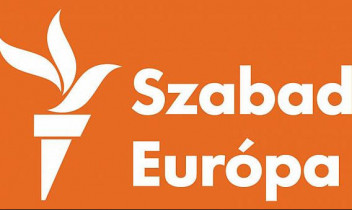 Rossznak tartjuk a k&ouml;zszolg&aacute;ltat&aacute;sokat, m&eacute;gis t&ouml;bb &aacute;llamot akarunk